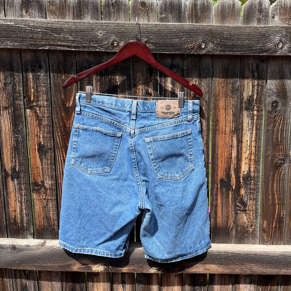 Wrangler • Blue Jean Shorts Capri Style